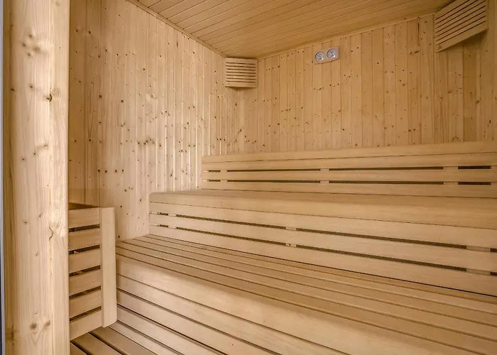 Oasis 325 By Finest Εστεπόνα