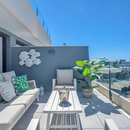 Апартаменти Oasis 325 By Finest