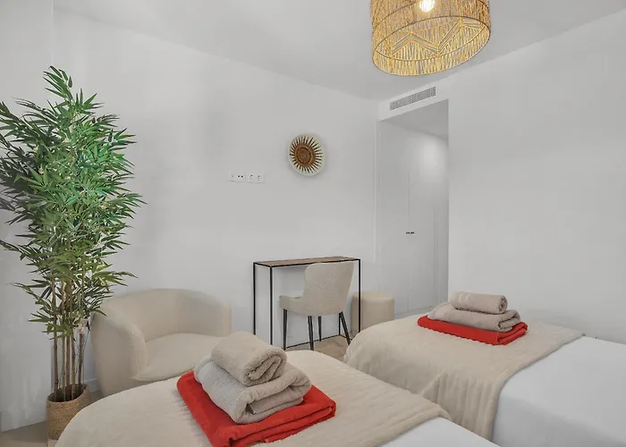 Oasis 325 By Finest Estepona