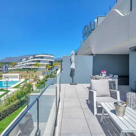 Oasis 325 By Finest